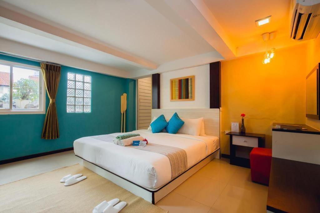 Anchor Boutique House Hotell Patong Exteriör bild